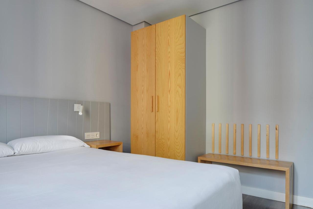 Hotel Avenida Pamplona Eksteriør billede